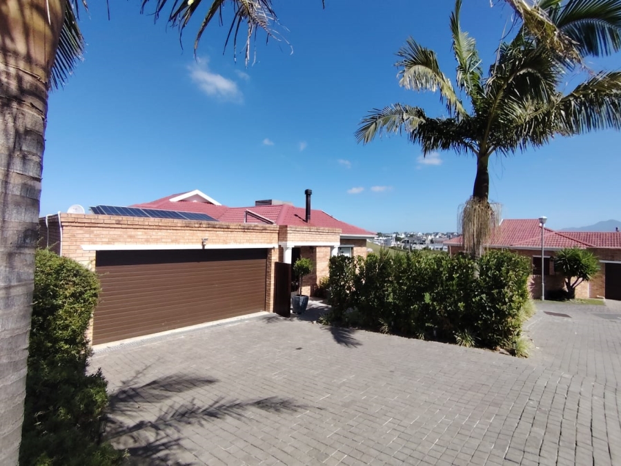 3 Bedroom Property for Sale in Rooi Rivier Rif Western Cape